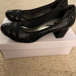 Anne Klein heels